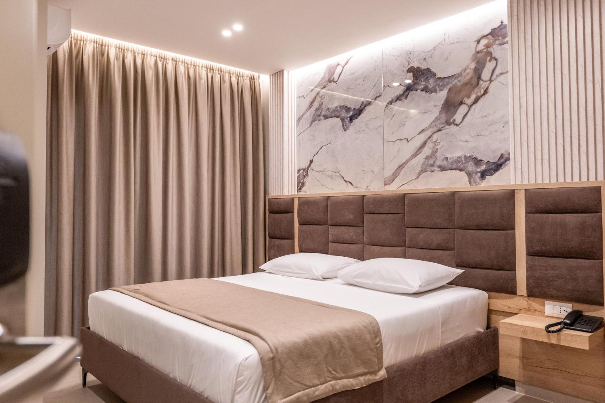 Koko Hotel Ksamil Esterno foto