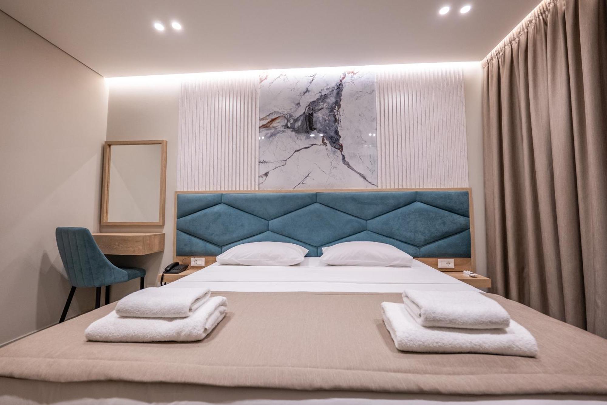 Koko Hotel Ksamil Esterno foto